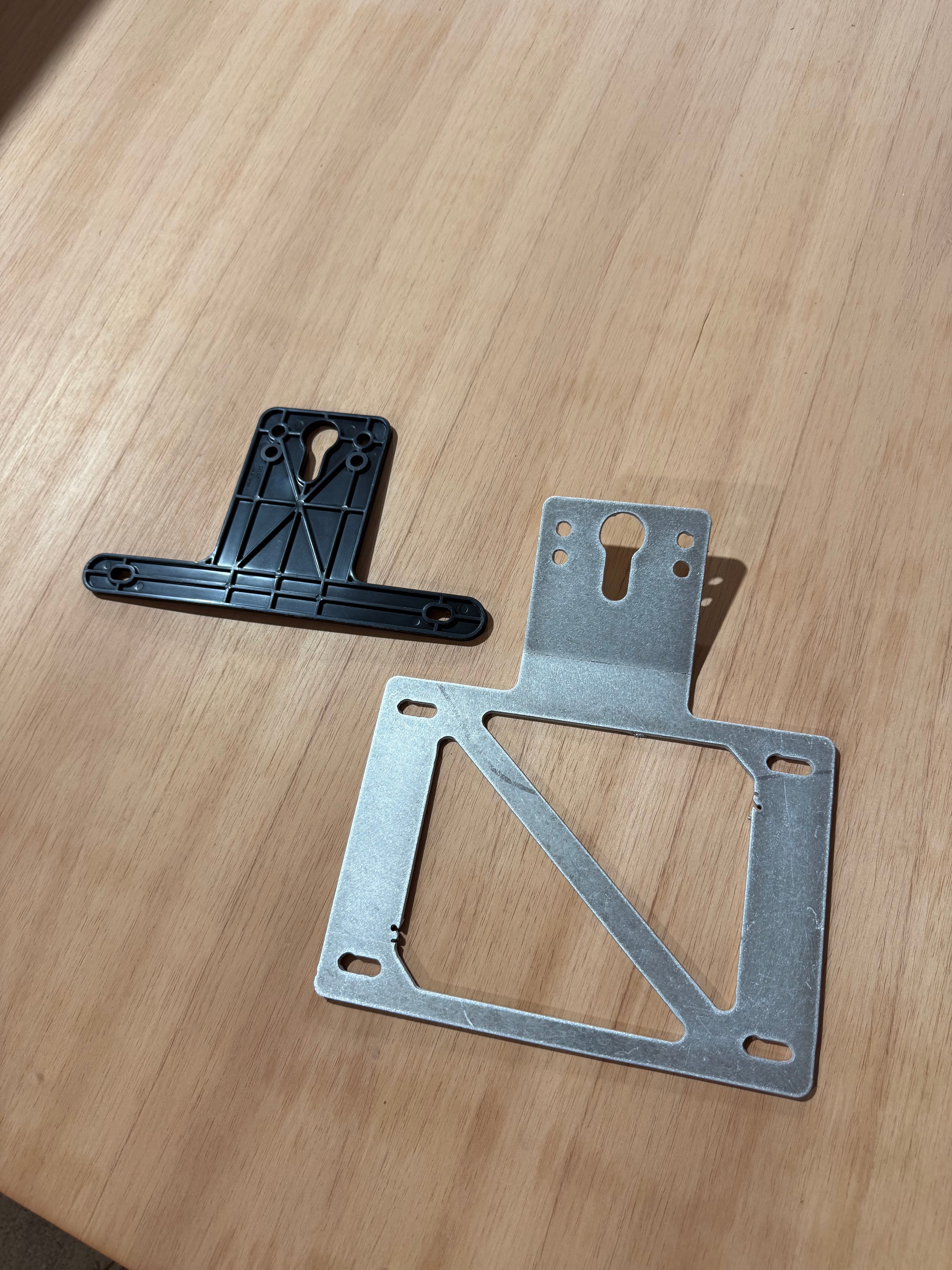 Boat Trailer 4 Hole license plate holder in 1/8" Aluminum