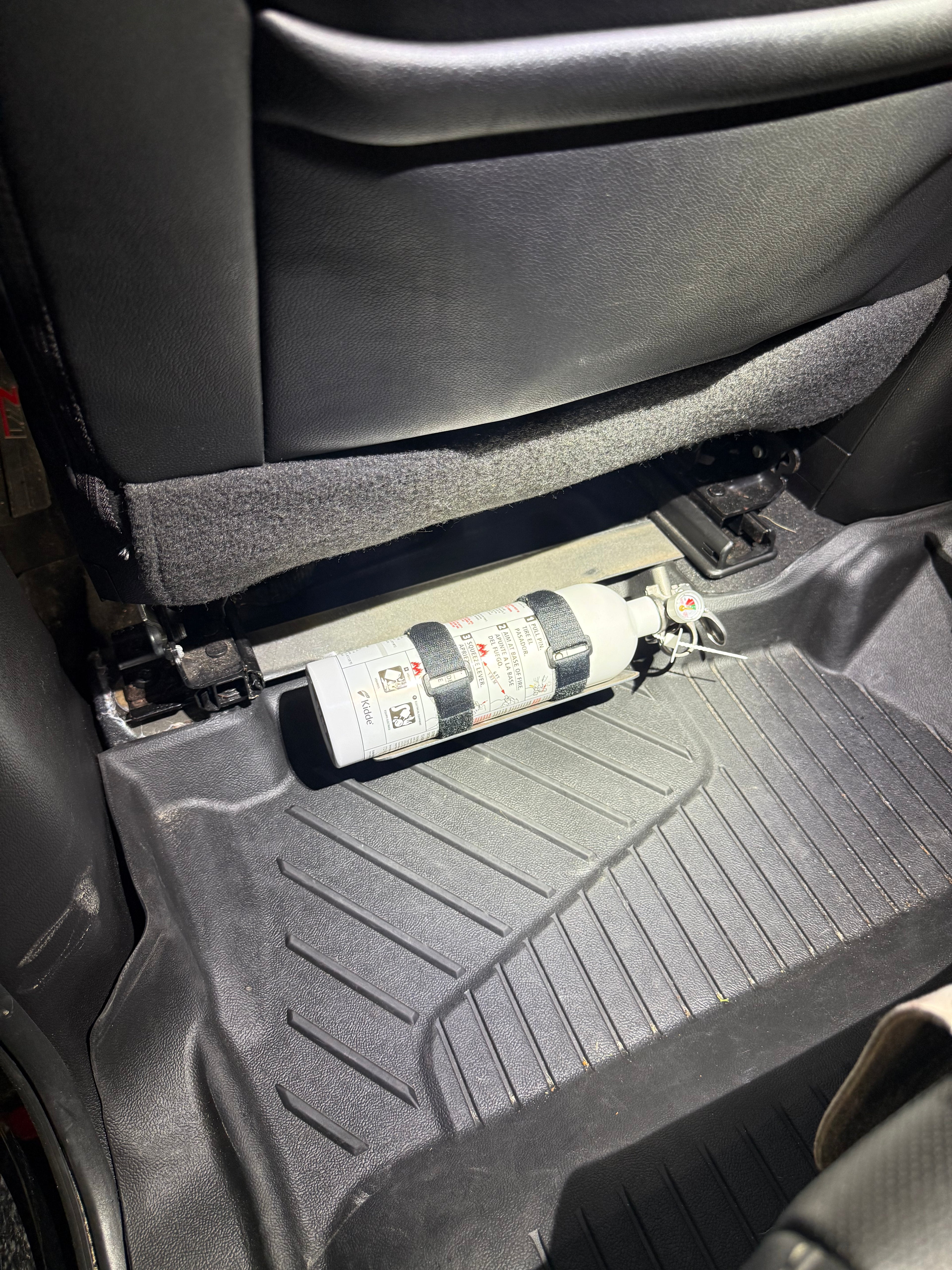 2014-2019 Silverado/Sierra Fire Extinguisher Bracket WITH Kidde 5BC Extinguisher
